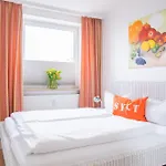 Duenenburg Hotel 4*