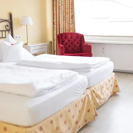 Dünenburg Hotel 4*