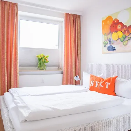 Duenenburg Hotel 4*